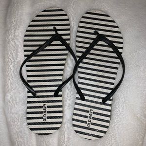 Old Navy black and white striped flip flops